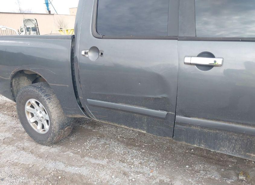Photo 12 of 2004 Nissan Titan LE (VIN 1N6AA07B74N589854)