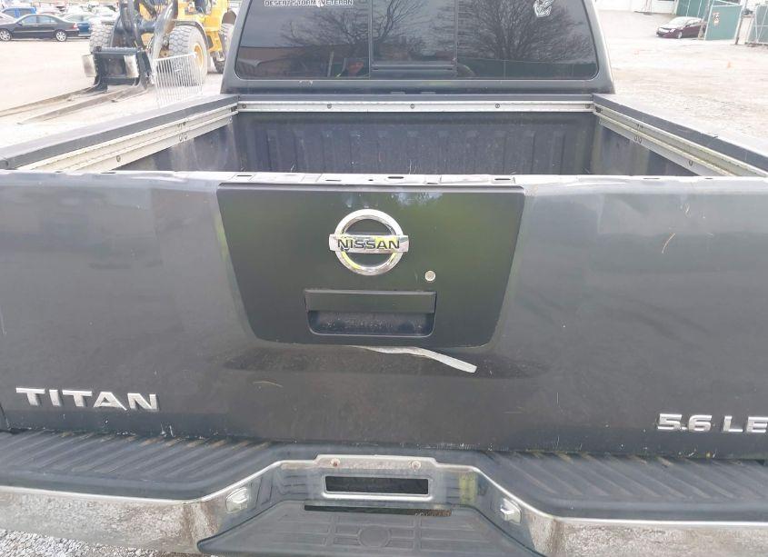 Photo 14 of 2004 Nissan Titan LE (VIN 1N6AA07B74N589854)