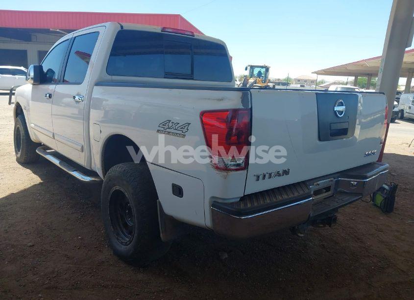 Photo 3 of 2004 Nissan Titan SE (VIN 1N6AA07B84N543725)