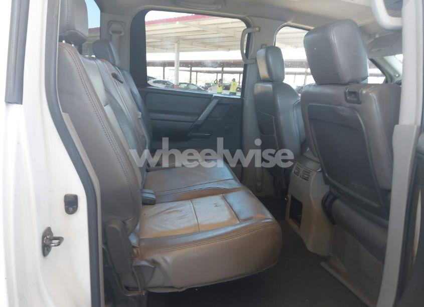 Photo 8 of 2004 Nissan Titan SE (VIN 1N6AA07B84N543725)