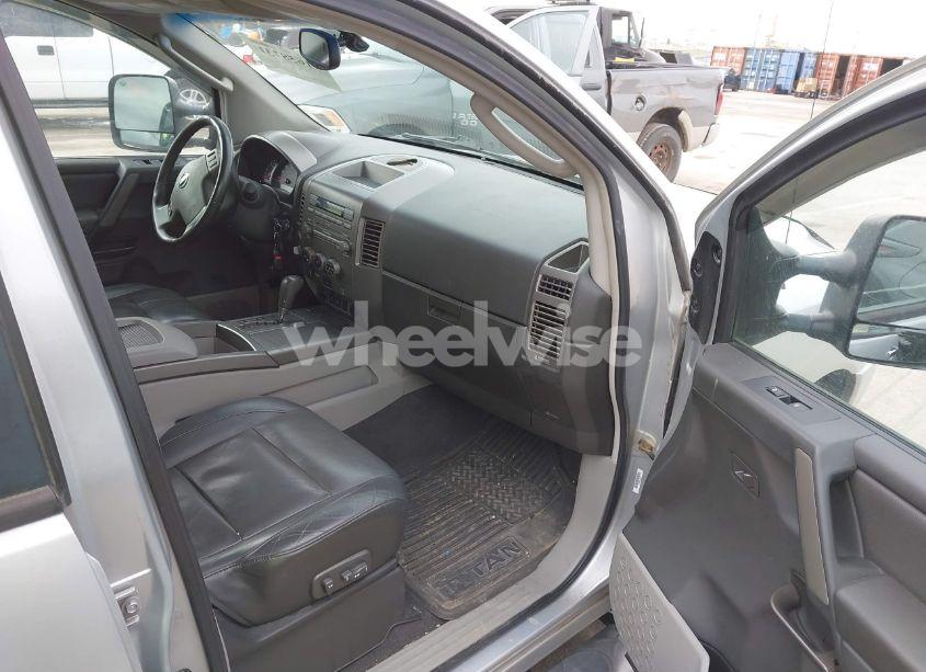 Photo 5 of 2004 Nissan Titan LE (VIN 1N6AA07B84N571752)