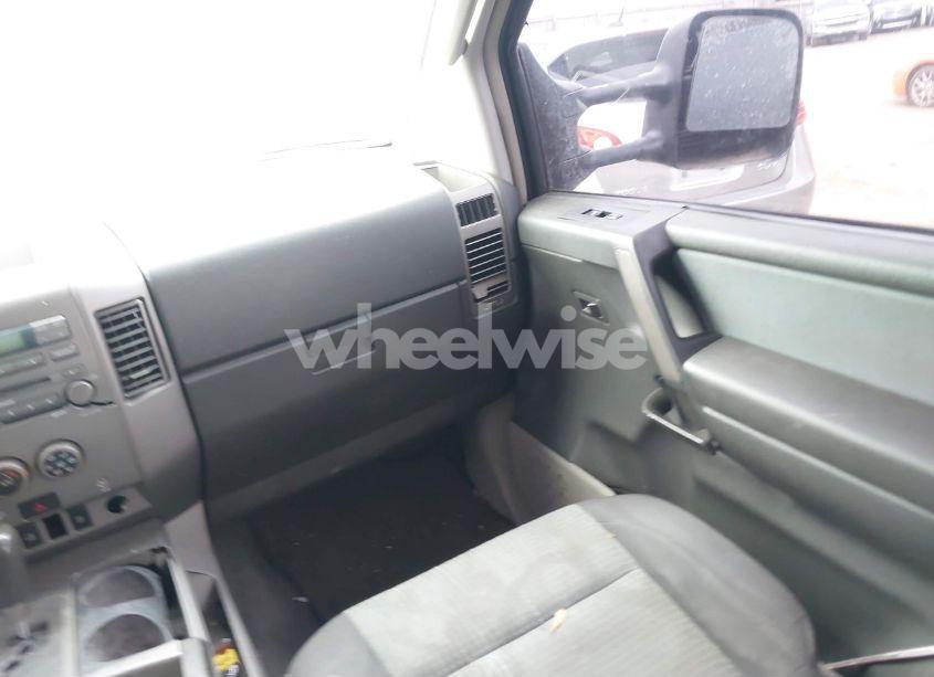 Photo 5 of 2004 Nissan Titan SE (VIN 1N6AA07B94N569234)