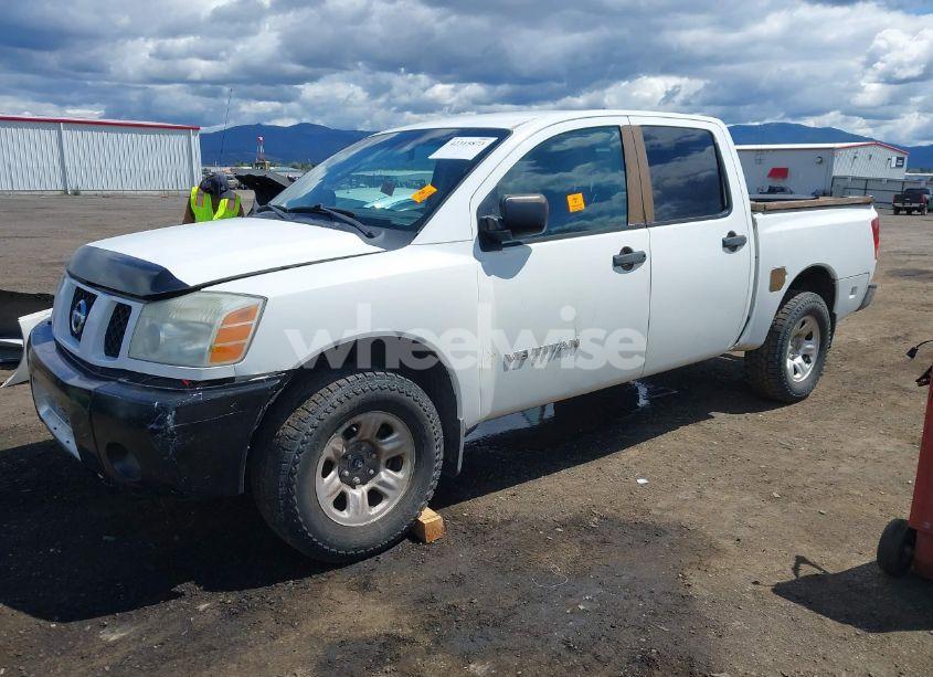 Photo 2 of 2005 Nissan Titan XE (VIN 1N6AA07BX5N505236)