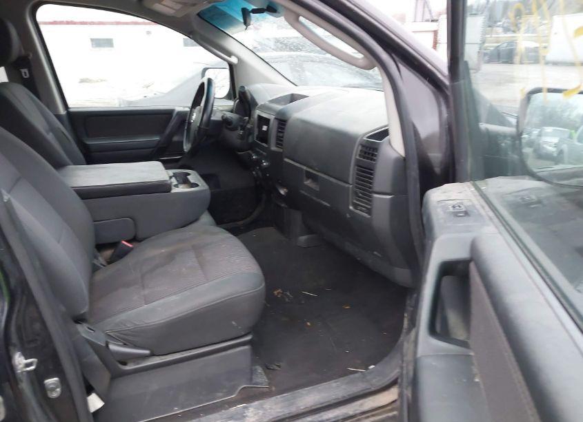 Photo 5 of 2009 Nissan Titan SE (VIN 1N6AA07D39N306598)