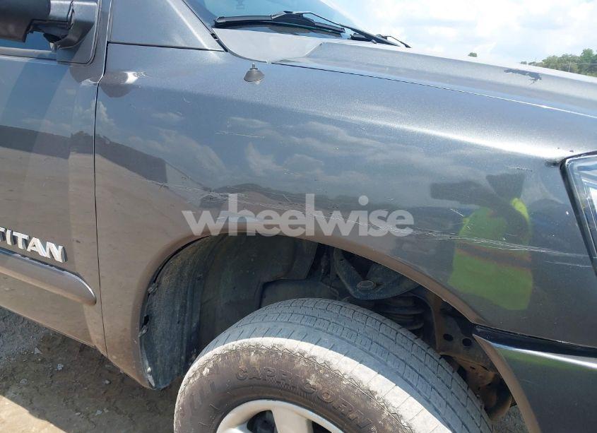 Photo 6 of 2011 Nissan Titan SV (VIN 1N6AA0CC3BN313442)