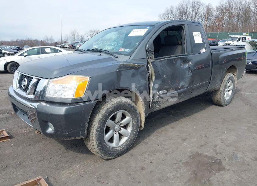 Photo 2 of 2012 Nissan Titan SV (VIN 1N6AA0CC4CN304721)