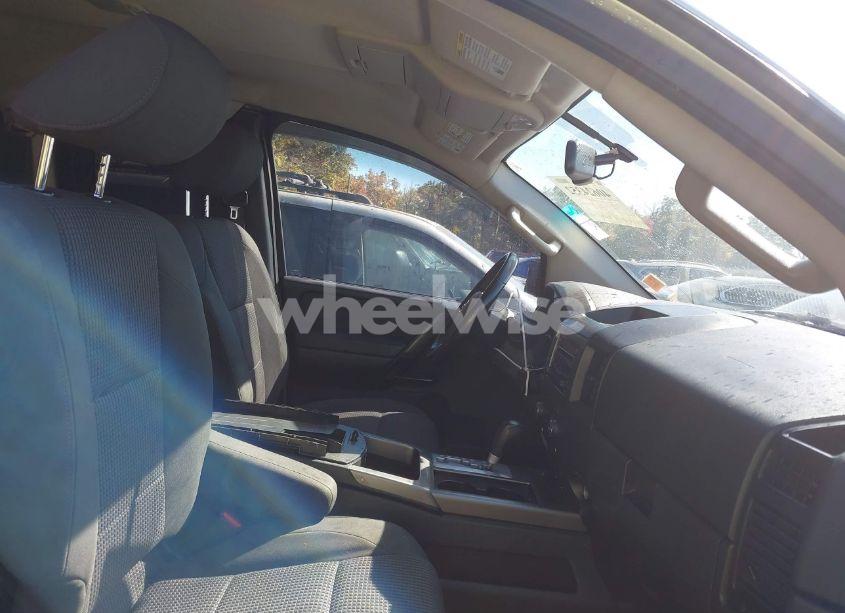 Photo 5 of 2012 Nissan Titan SV (VIN 1N6AA0CC8CN313969)