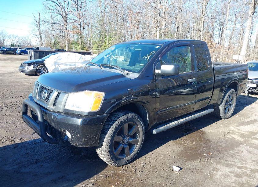 Photo 2 of 2012 Nissan Titan SV (VIN 1N6AA0CJ3CN323324)