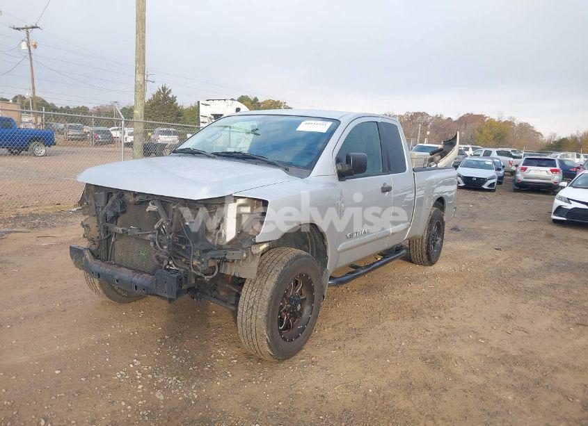 Photo 2 of 2012 Nissan Titan SV (VIN 1N6AA0CJXCN305340)