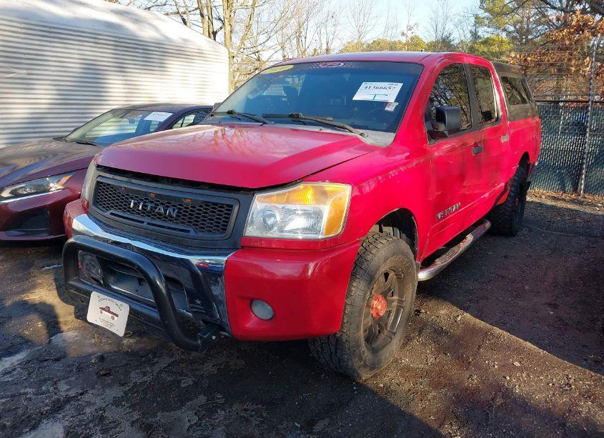 Photo 2 of 2010 Nissan Titan SE (VIN 1N6AA0EC0AN325625)