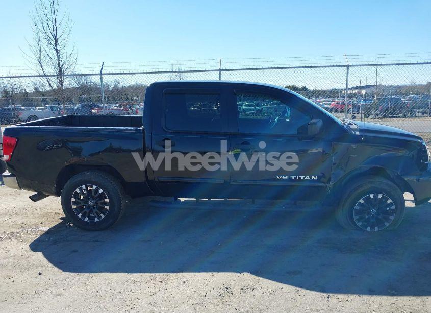 Photo 13 of 2010 Nissan Titan SE (VIN 1N6AA0EC1AN321163)