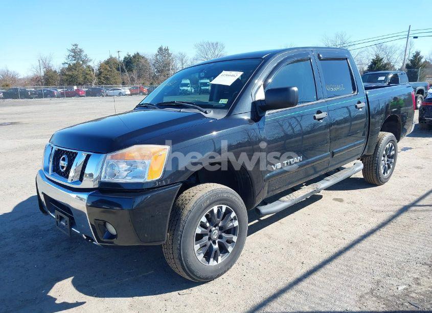 Photo 2 of 2010 Nissan Titan SE (VIN 1N6AA0EC1AN321163)