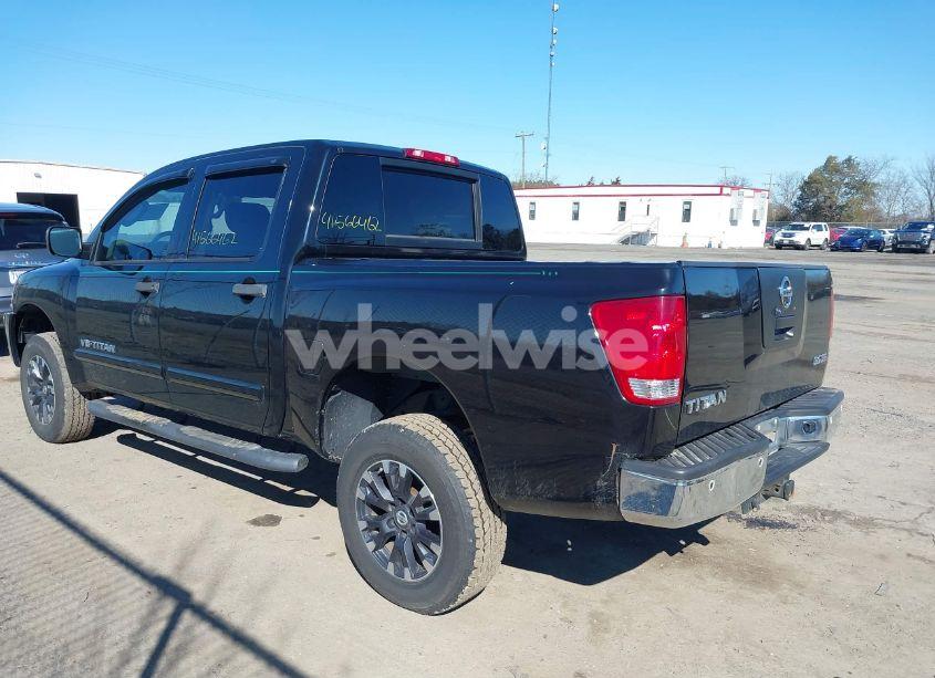 Photo 3 of 2010 Nissan Titan SE (VIN 1N6AA0EC1AN321163)