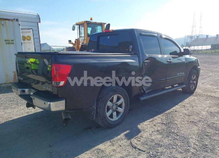 Photo 4 of 2014 Nissan Titan SV (VIN 1N6AA0EC2EN505131)