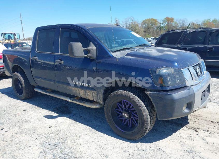 2010 Nissan Titan SE (VIN 1N6AA0EC3AN323447) main photo