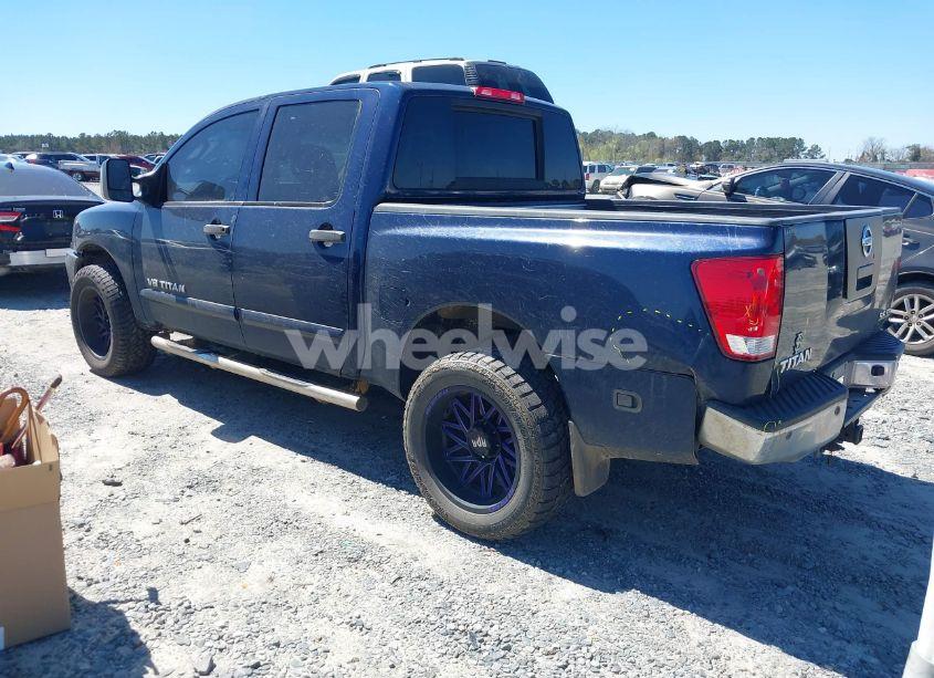 Photo 3 of 2010 Nissan Titan SE (VIN 1N6AA0EC3AN323447)
