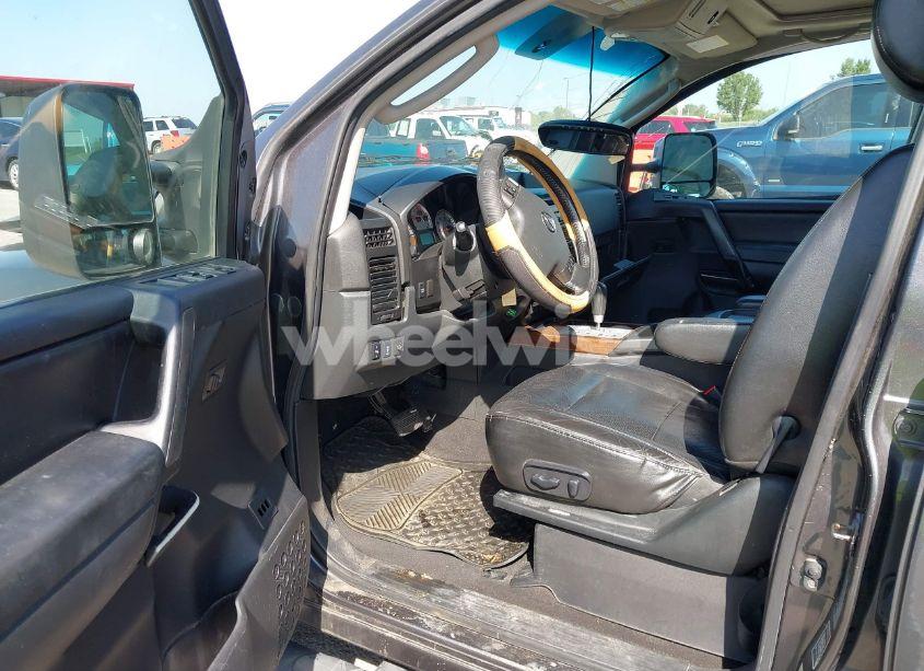 Photo 5 of 2010 Nissan Titan LE/SE (VIN 1N6AA0EC4AN307404)