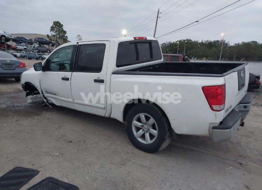 Photo 3 of 2010 Nissan Titan SE (VIN 1N6AA0EC4AN321805)