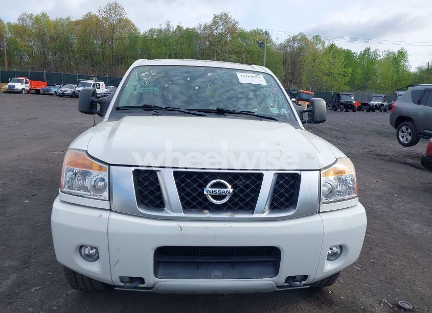 Photo 12 of 2015 Nissan Titan PRO-4X (VIN 1N6AA0EC5FN500782)