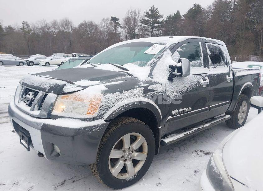 Photo 2 of 2010 Nissan Titan LE/SE (VIN 1N6AA0EC6AN311017)