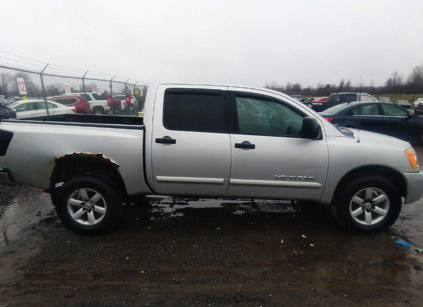 Photo 13 of 2010 Nissan Titan SE (VIN 1N6AA0EC7AN311172)