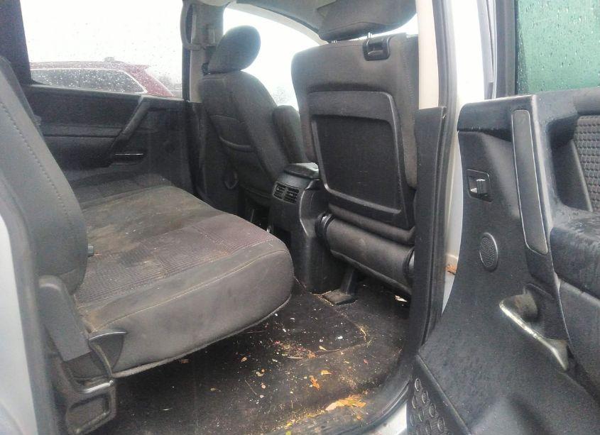 Photo 8 of 2010 Nissan Titan SE (VIN 1N6AA0EC7AN311172)