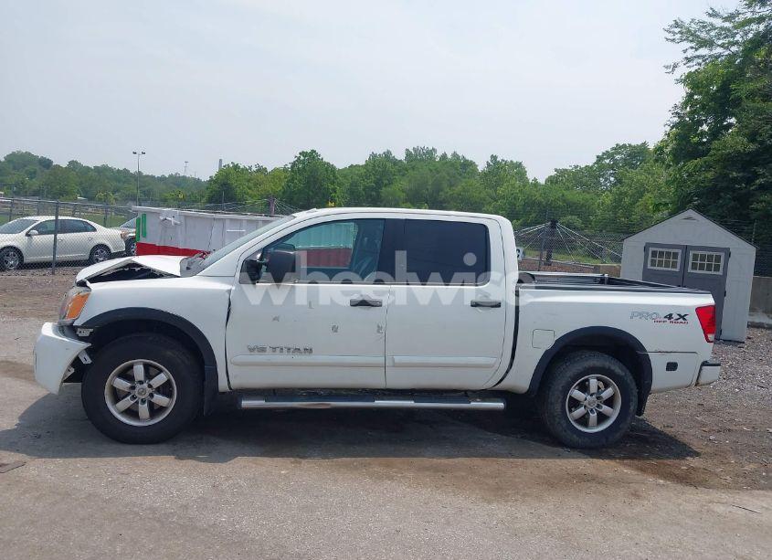 Photo 14 of 2011 Nissan Titan PRO-4X (VIN 1N6AA0EC7BN305065)