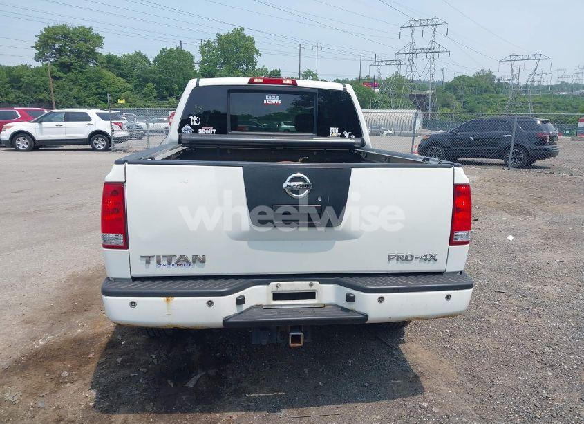 Photo 16 of 2011 Nissan Titan PRO-4X (VIN 1N6AA0EC7BN305065)