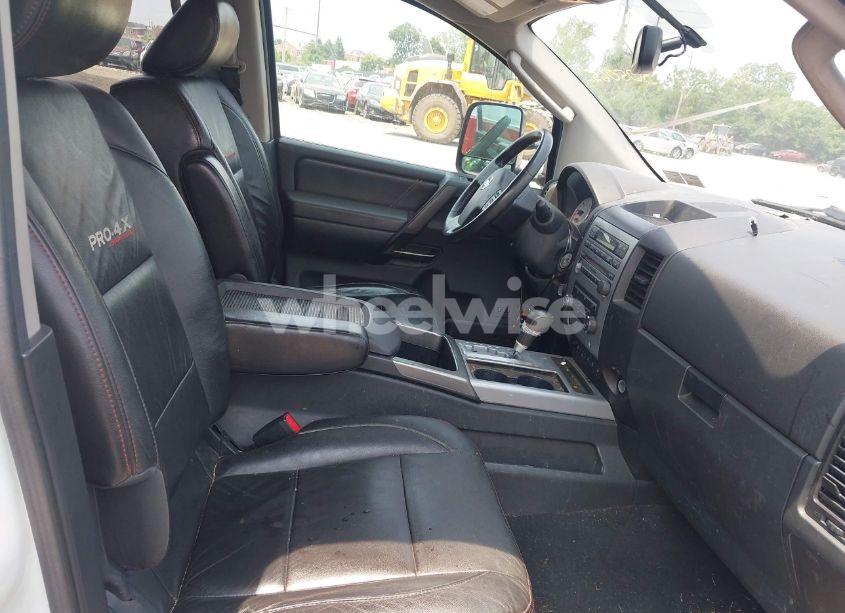 Photo 5 of 2011 Nissan Titan PRO-4X (VIN 1N6AA0EC7BN305065)