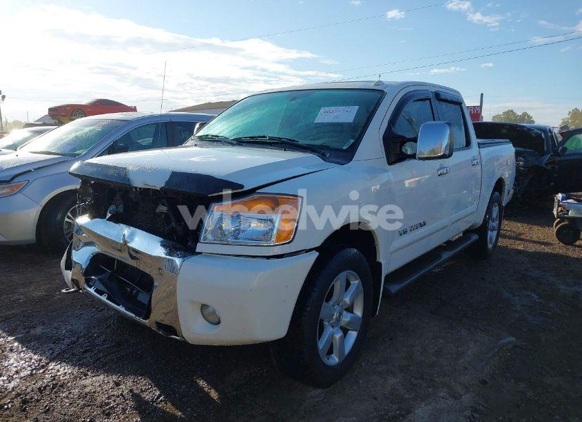 Photo 2 of 2011 Nissan Titan SL (VIN 1N6AA0EC7BN305163)