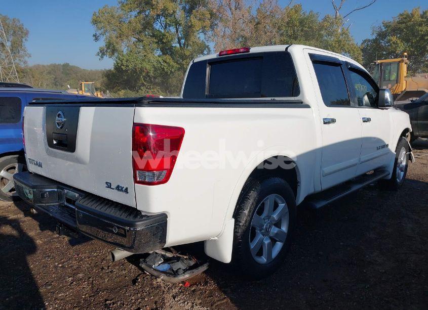 Photo 4 of 2011 Nissan Titan SL (VIN 1N6AA0EC7BN305163)