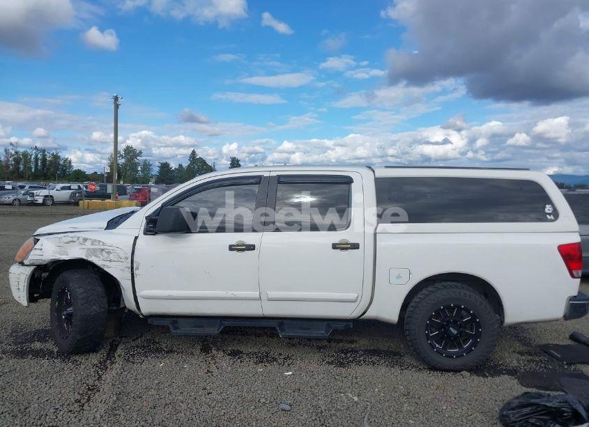 Photo 15 of 2010 Nissan Titan SE (VIN 1N6AA0EC8AN310970)