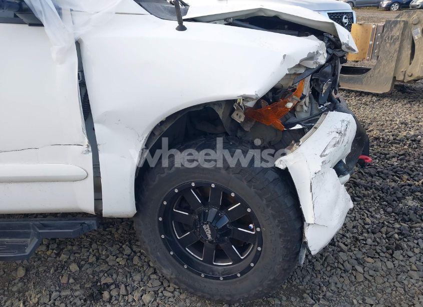 Photo 19 of 2010 Nissan Titan SE (VIN 1N6AA0EC8AN310970)