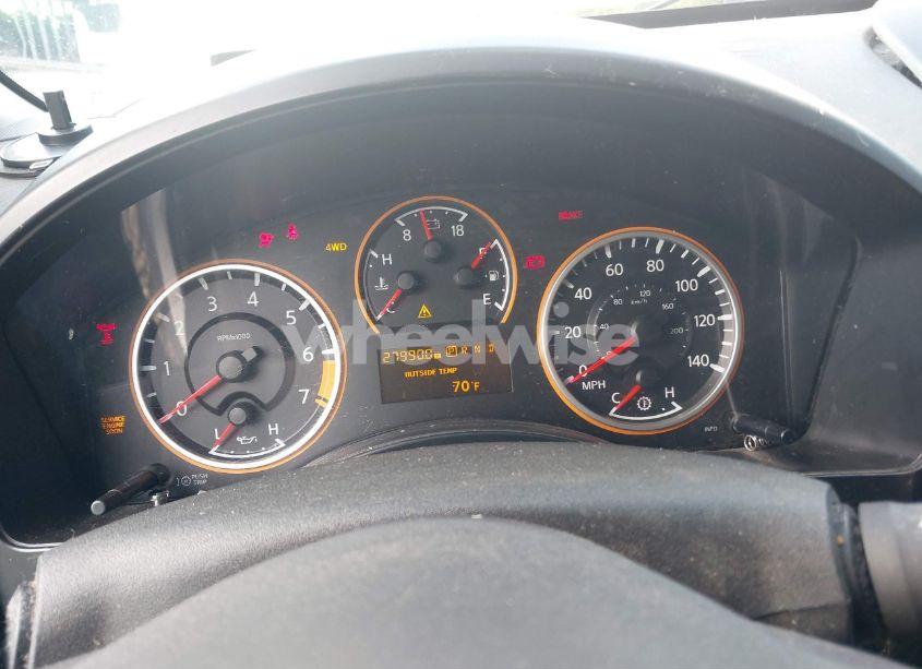 Photo 7 of 2010 Nissan Titan SE (VIN 1N6AA0EC8AN310970)