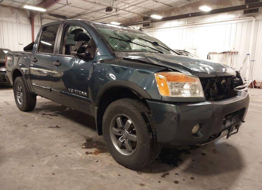 2014 Nissan Titan PRO-4X/S/SL/SV (VIN 1N6AA0EC9EN508334) main photo