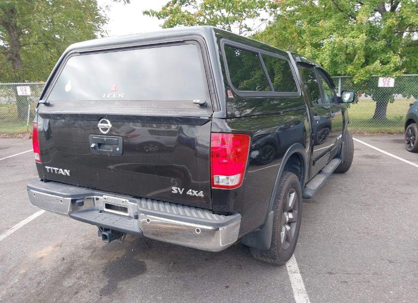 Photo 4 of 2015 Nissan Titan SV (VIN 1N6AA0ECXFN511566)