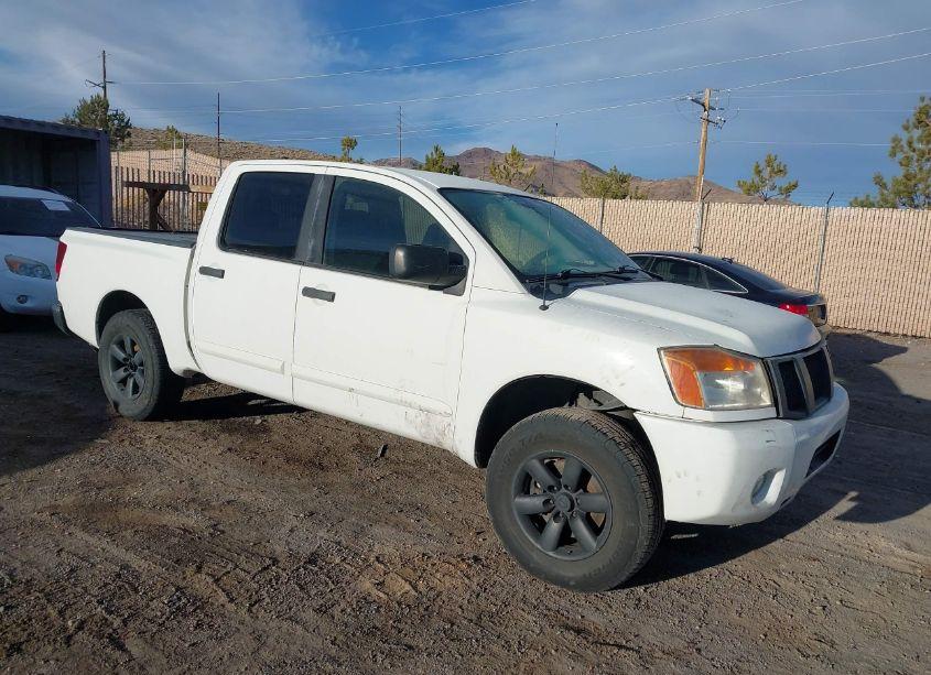 2011 Nissan Titan SV (VIN 1N6AA0ED0BN308737) main photo