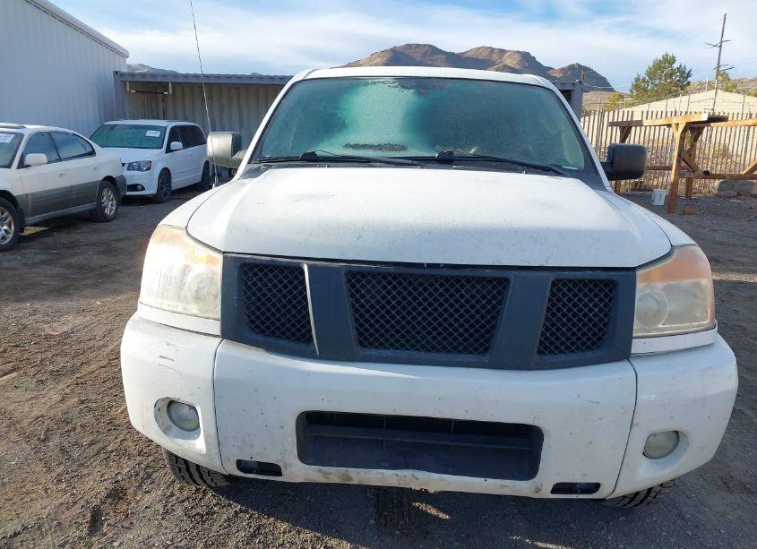Photo 12 of 2011 Nissan Titan SV (VIN 1N6AA0ED0BN308737)