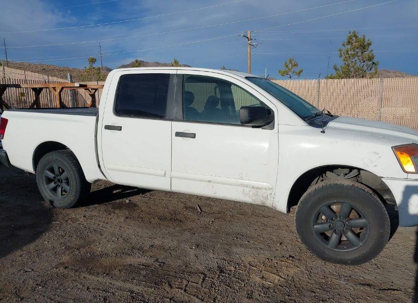Photo 13 of 2011 Nissan Titan SV (VIN 1N6AA0ED0BN308737)