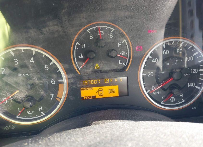 Photo 7 of 2011 Nissan Titan SV (VIN 1N6AA0ED0BN308737)