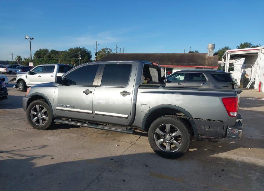 Photo 14 of 2015 Nissan Titan S/SL/SV (VIN 1N6AA0ED2FN513353)