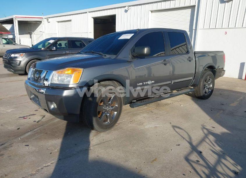 Photo 2 of 2015 Nissan Titan S/SL/SV (VIN 1N6AA0ED2FN513353)