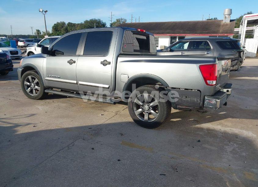 Photo 3 of 2015 Nissan Titan S/SL/SV (VIN 1N6AA0ED2FN513353)