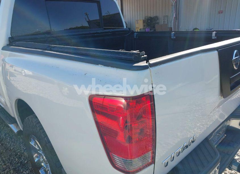Photo 21 of 2011 Nissan Titan SV (VIN 1N6AA0ED3BN300132)