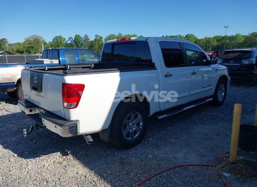 Photo 4 of 2011 Nissan Titan SV (VIN 1N6AA0ED3BN300132)