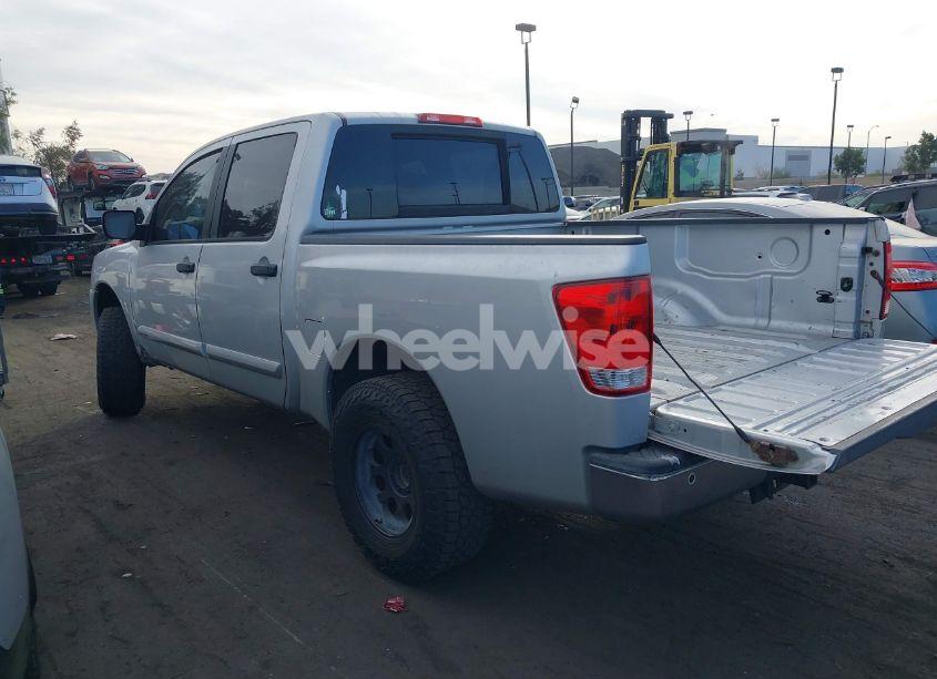 Photo 3 of 2012 Nissan Titan SV (VIN 1N6AA0ED3CN313027)