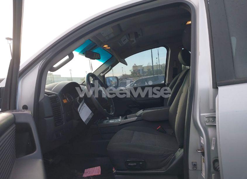 Photo 5 of 2012 Nissan Titan SV (VIN 1N6AA0ED3CN313027)
