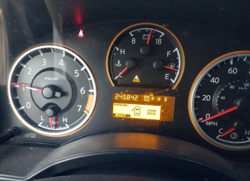 Photo 7 of 2015 Nissan Titan SV (VIN 1N6AA0ED3FN503219)