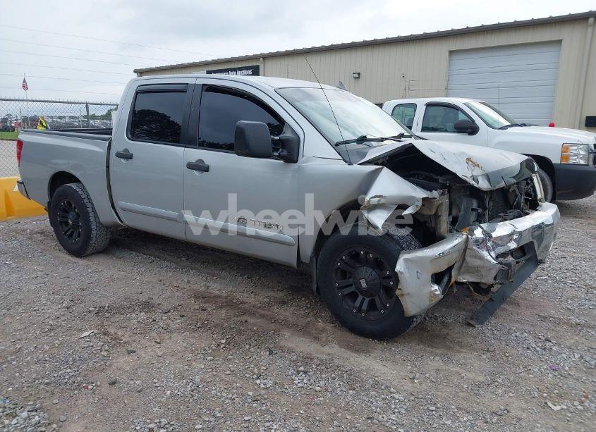 2011 Nissan Titan SV (VIN 1N6AA0EDXBN301066) main photo