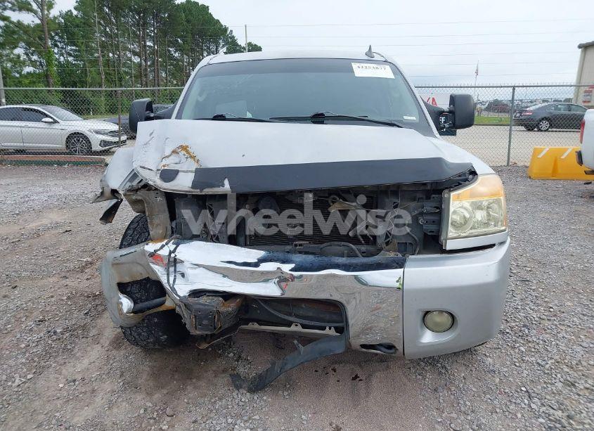 Photo 12 of 2011 Nissan Titan SV (VIN 1N6AA0EDXBN301066)